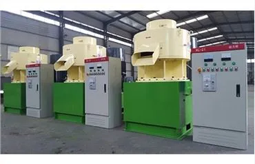 600-2000kg / jam Mesin Pembuat Pelet Kayu Biomassa Vertikal