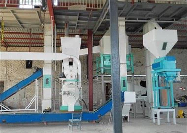 Mesin Press Pelet Serbuk Gergaji Kecil